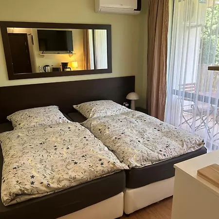 Apartment Kleine Guenstige Im Macon Residenz! Sveti Vlas